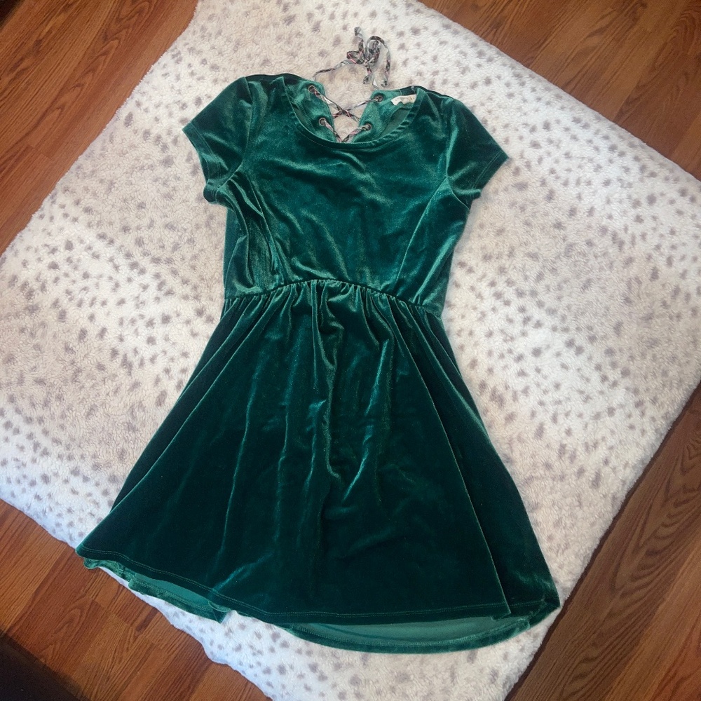 Girls Velvet Copper Key Dress 💚